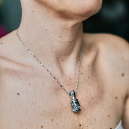 Uçucu Yağ Eklenebilen Doğal Taş Kolye