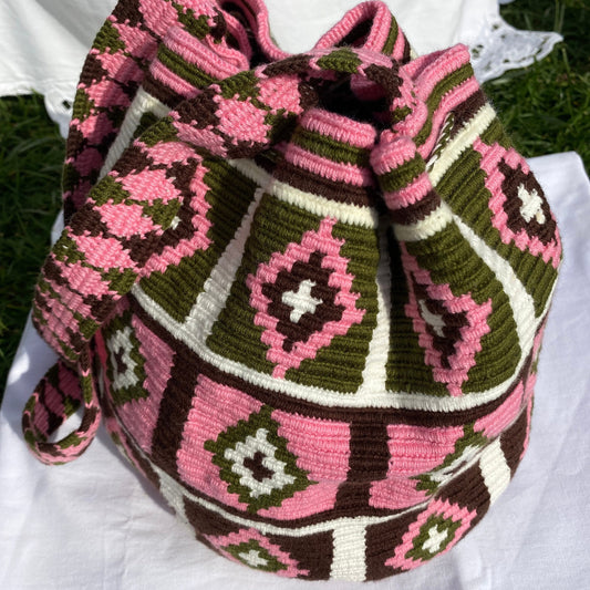 WAYUU BAG / Medium Crochet BAG / Wayuu Crossbody Purse / Mochila / Handmade Crochet Purse / Crochet Crossbody Bucket Bag
